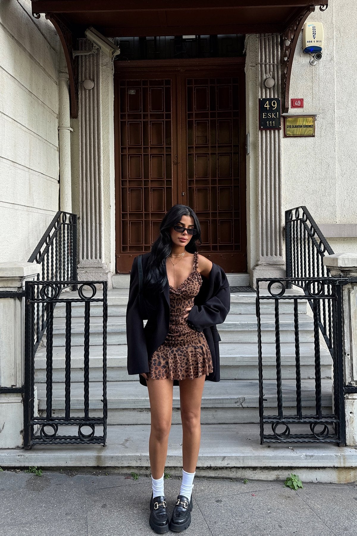 Leo dress