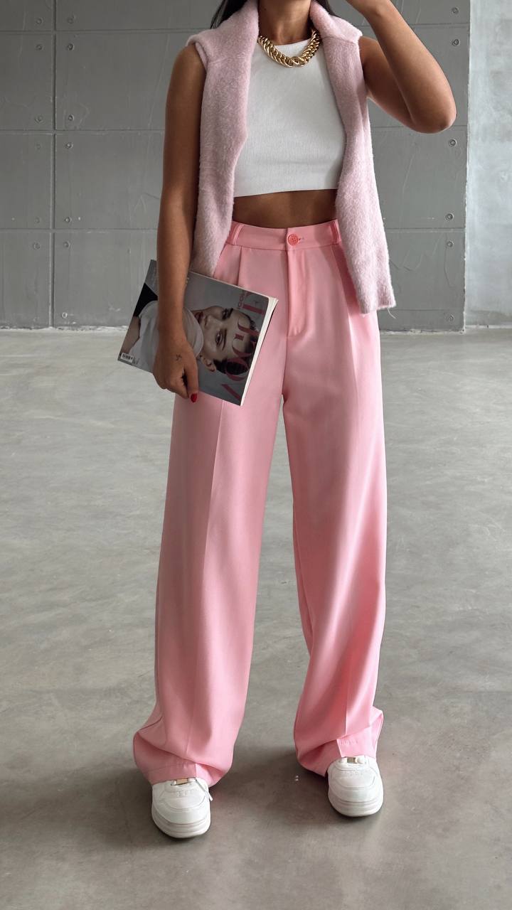 Pinky pants