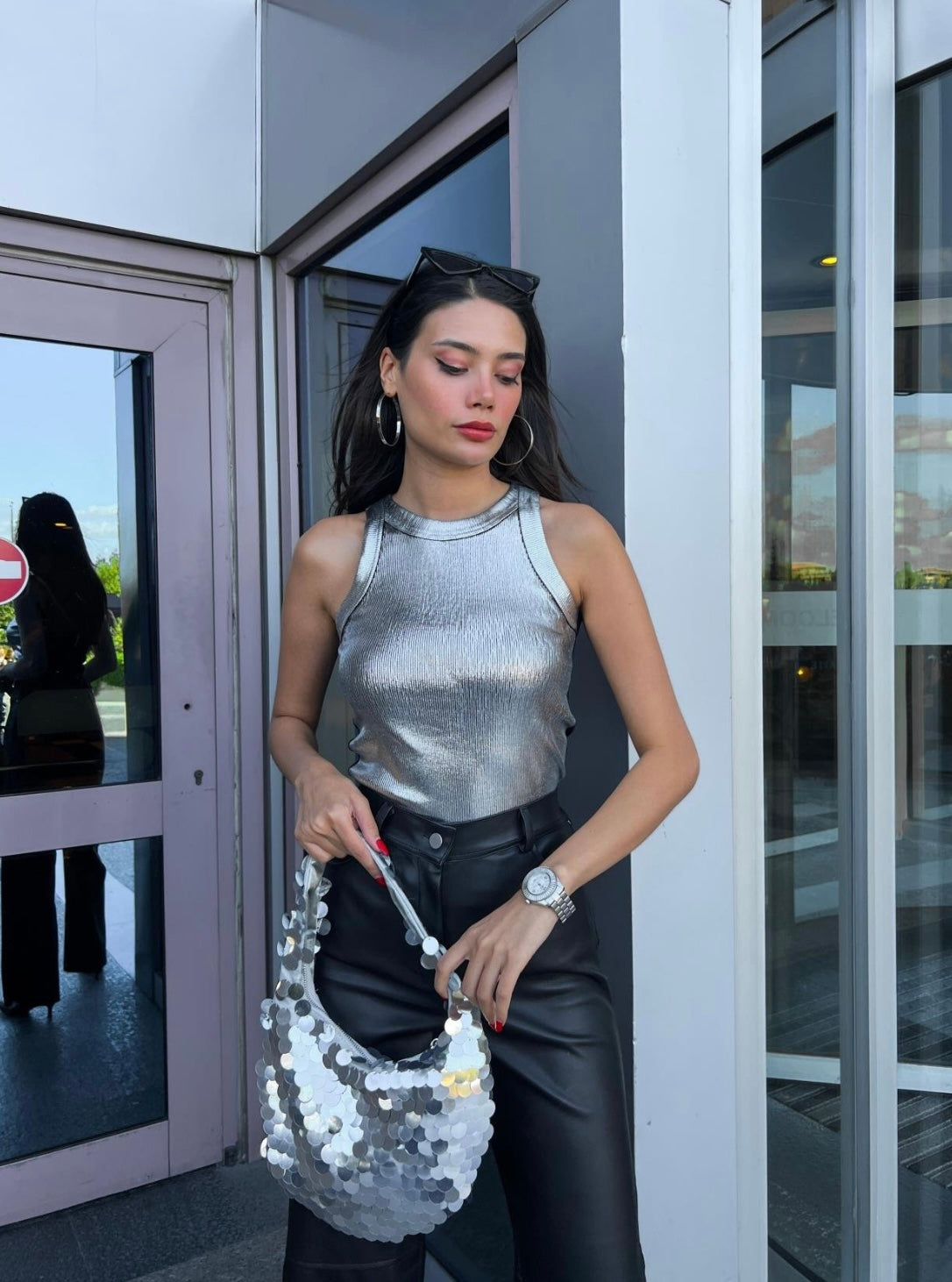 Metallic basic