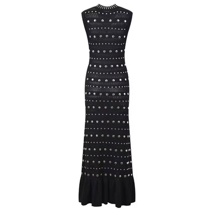 Designed buttons knitted dress
