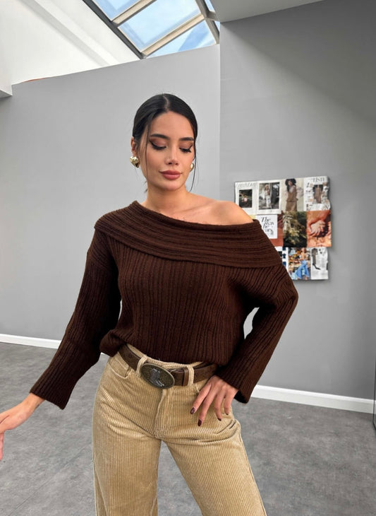 Yola sweater