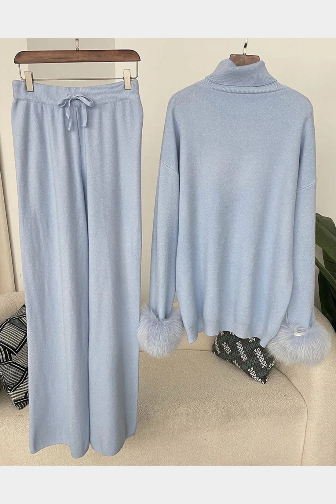 Comfy fur sets