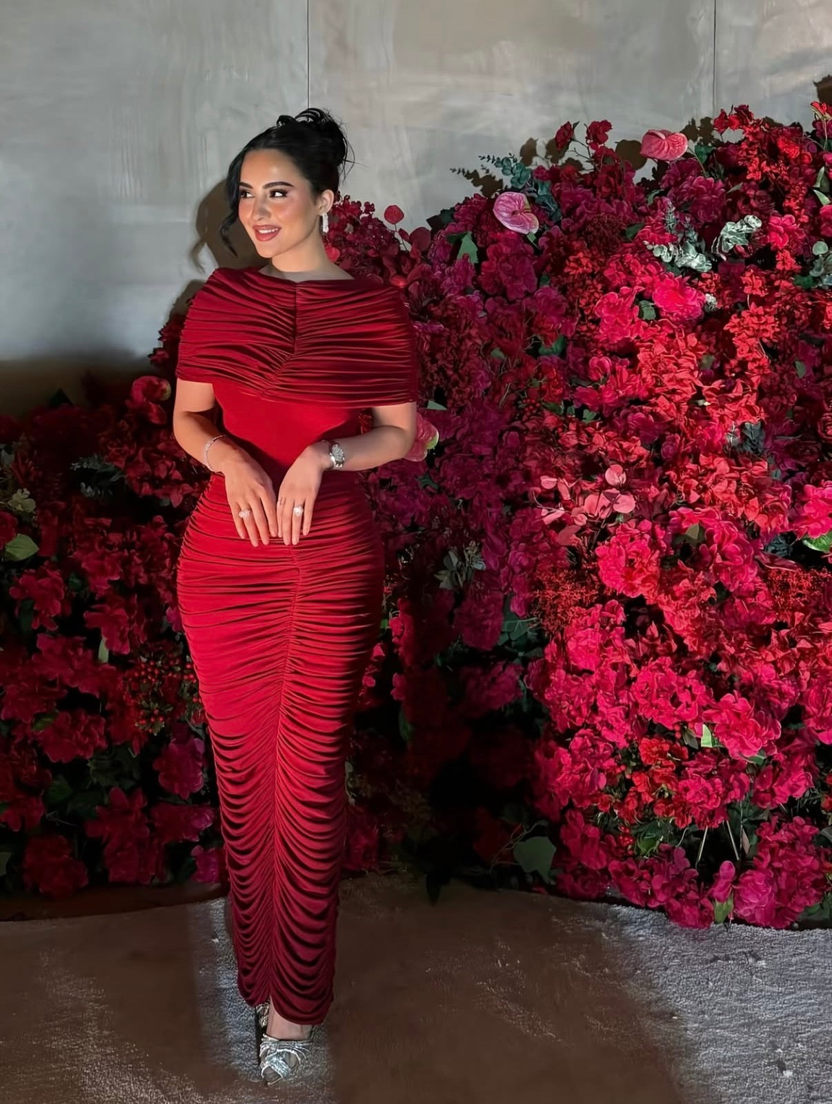 Design pleated dress