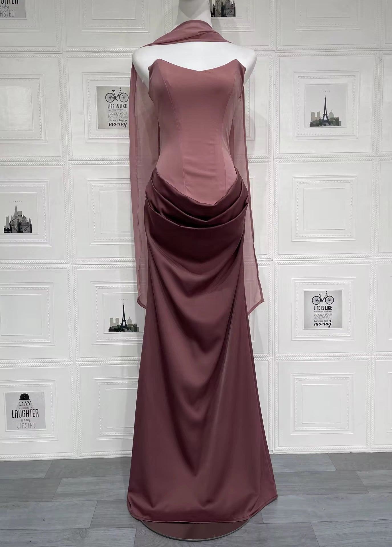 Silhouette tie-back satin dress