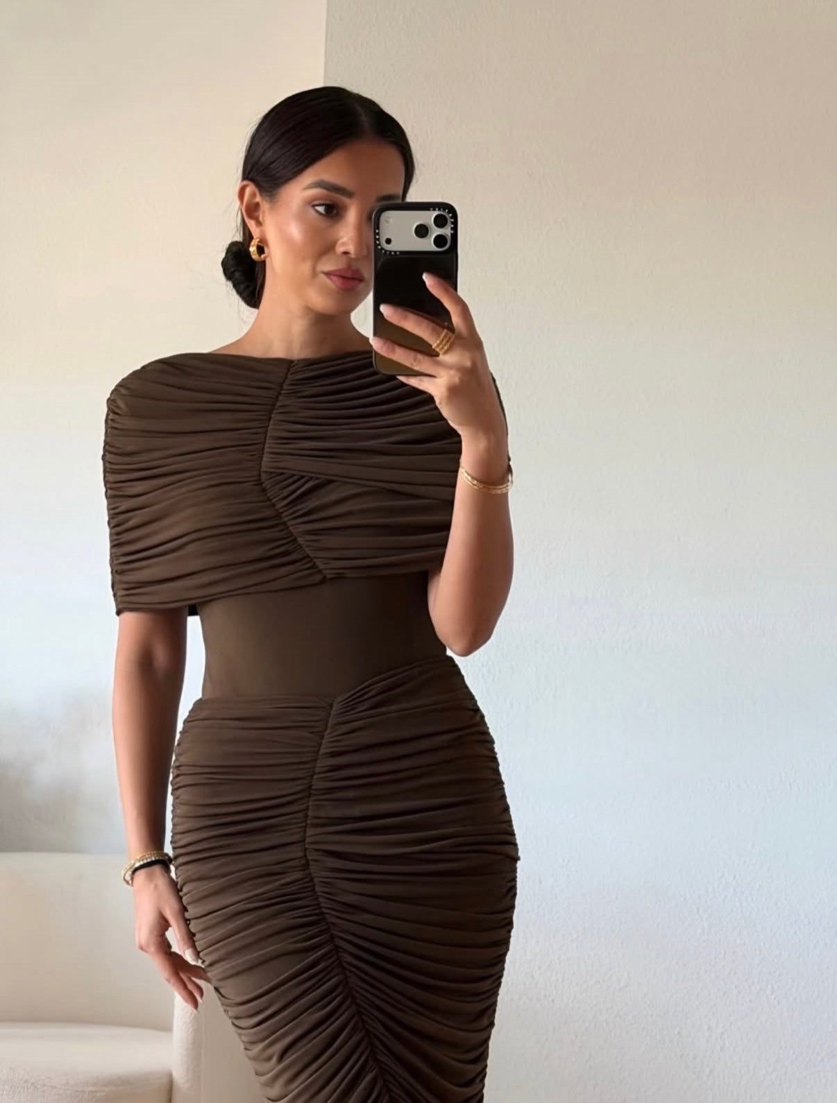 Design pleated dress
