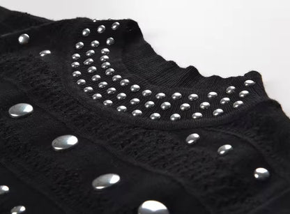 Designed buttons knitted dress